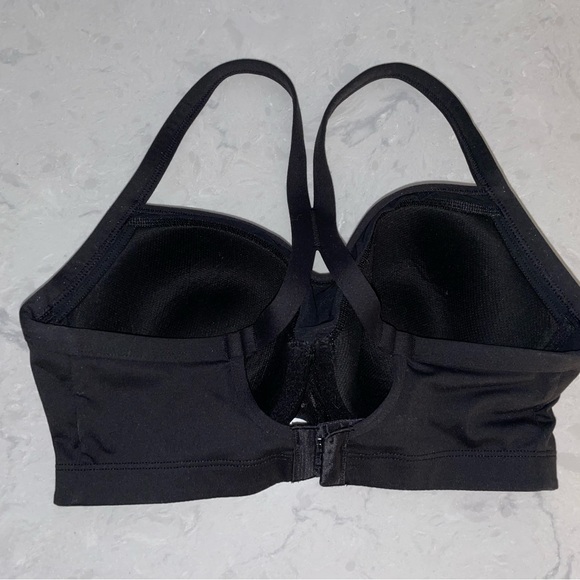 Victoria Secret Sports Bra - Picture 2 of 4